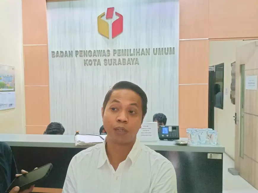 Bawaslu Surabaya Ingatkan Peserta Pemilu Rapikan APK/BK di Masa Tenang
