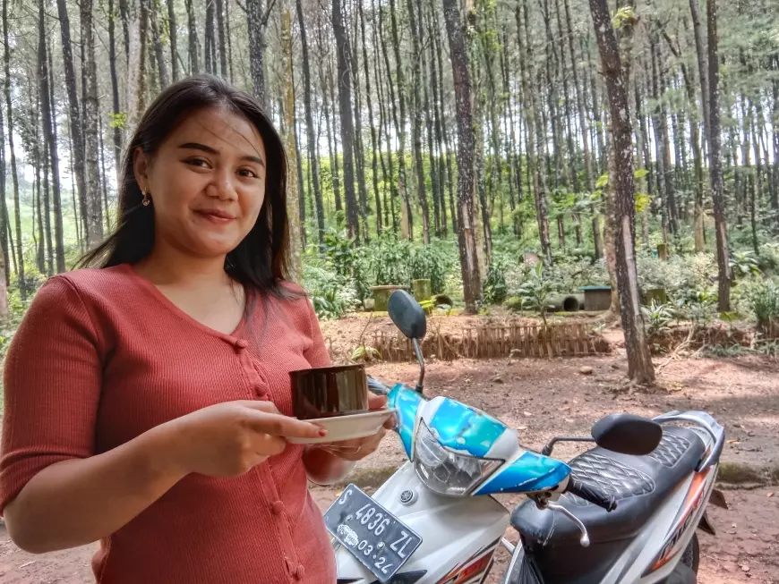 Menanti Dirimu di Wonosalam Jombang, Secangkir Kopi Excelsa Berikut Ketan Durian