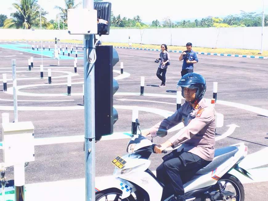 Kapolres Malang Resmi Buka Satpas Prototipe di Tegaron Kepanjen Malang