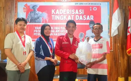 DPD GMNI Jatim Salurkan Bansos kepada Masyarakat di Desa Dalisodo Malang