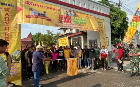 Lewat Jalan Sehat Sugih Waras GIRAS, Toko Emas Wahyu Redjo Ajak Masyarakat Hidup Sehat dan Aktif