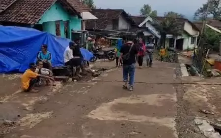 Puluhan Warga Terdampak Tanah Retak di Jombang