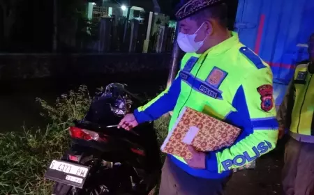 Kecelakaan Tragis, Pelajar Meregang Nyawa Usai Tabrak Truck Parkir Di Jombang