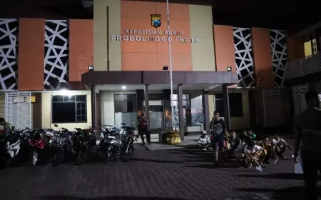 Nodai Bulan Suci dengan Balap Liar, Puluhan Pelajar di Probolinggo Digasak Polisi