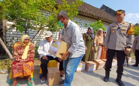 Dapat Bantuan  Rumah, Janda Miskin Sebut Wartawan Jadi Ahli Surga