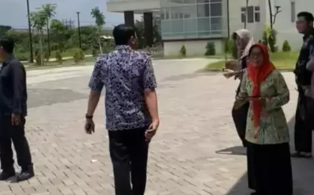 Gempa 6.0 SR, Pegawai DPRD Bojonegoro Berhamburan Keluar Gedung
