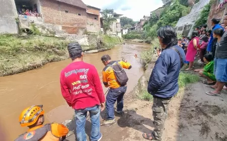 Diduga Terpleset, Seorang Bocah di Malang Hilang di Sungai Brantas