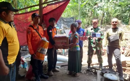 Korban Bencana Angin Kencang Dapat Bantuan Logistik Dari BPBD Jember