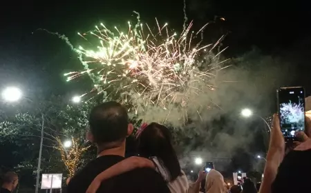 Temani Akhir Pekan, Pasar Malam Tcap Toendjoengan 2024 Sajikan Pesta Kembang Api dan Parade