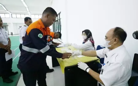 Gandeng BNN Kota Surabaya, Petugas KAI Jalani Tes Narkoba Jelang Angkutan Lebaran