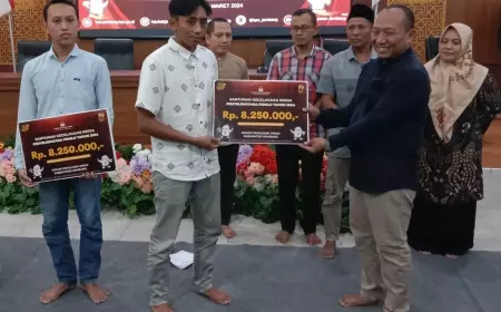 KPU Jombang Beri Santunan Kepada 3 dari 111  Orang Badan Ad Hoc