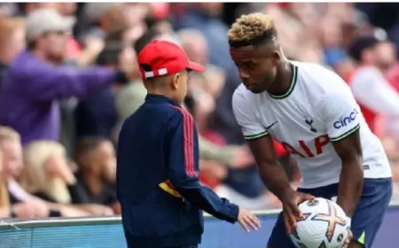 Liga Premier Keluarkan Larangan Ball Boy dan Ball Girl Lemparkan Bola Keluar Kepada Pemain