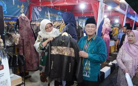 Semarak Gerakan Ayo Ditumbasi Laffest X Ramadhan Fashion Parade 2024