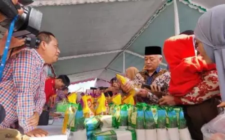 Alfamart Siapkan Ratusan Paket Sembako di Sembako Pasar Murah Ramadan 1445 H