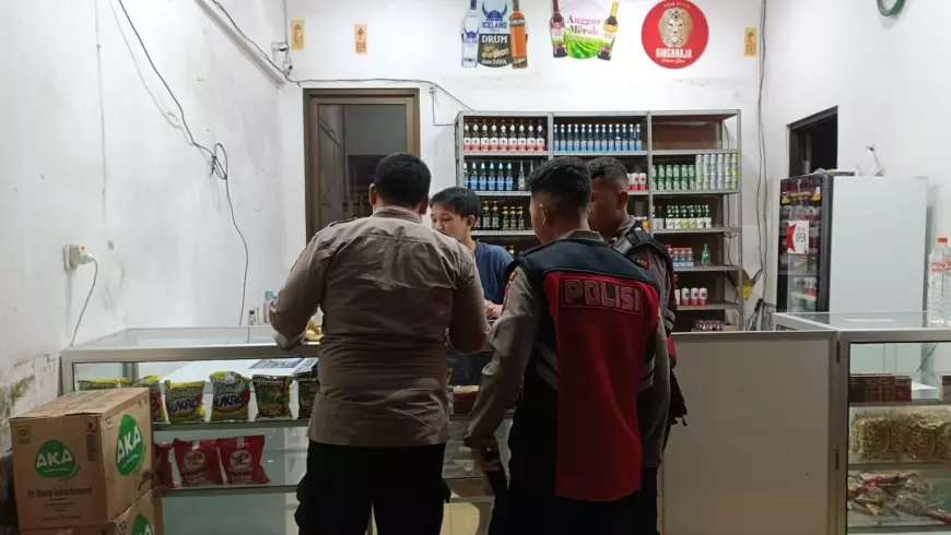 Polres Situbondo Gelar Patroli Perintis Tertibkan Penjual Miras Jelang Ramadan