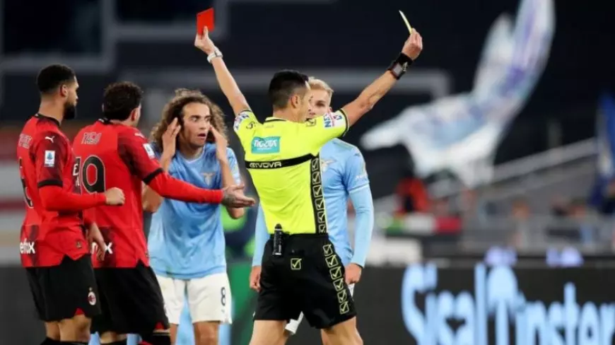 Panas! Tiga Kartu Merah untuk Lazio saat Keok dari AC Milan