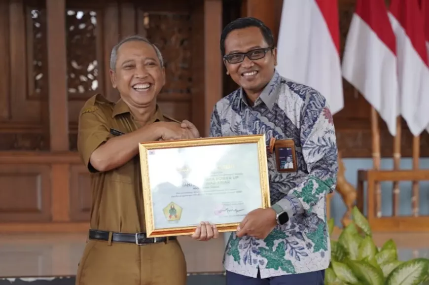PLN Tanjung Awar-awar Tuban Sabet Tiga Penghargaan dari Gubernur Jatim
