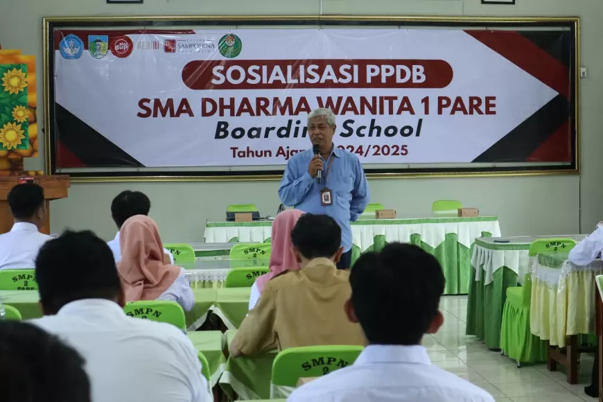 Sosialisasi PPDB SMA Boarding School, Mas Dhito Komitmen Berikan Sekolah Gratis Bagi Warganya