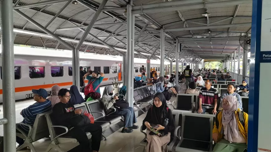 KAI Daop 8 Surabaya Operasikan 11 Kereta Api Tambahan untuk Mudik Lebaran 2024