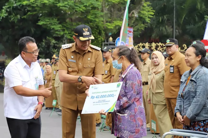 Cairkan Klaim kepada Linmas, Pj Wali Kota Malang Apresiasi BPJS Ketenagakerjaan