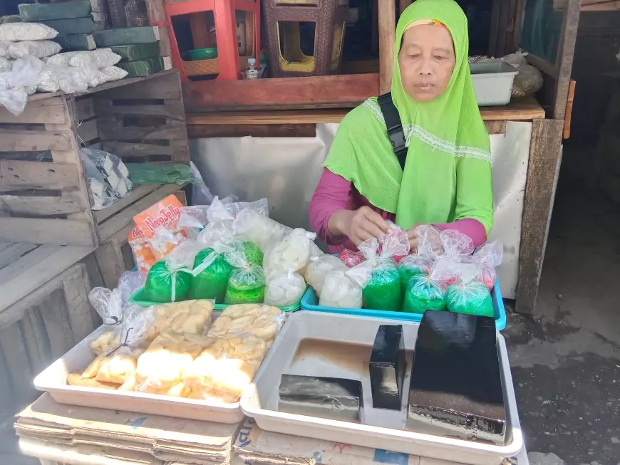 Cerita Penjual Takjil Ramadan Di Jombang, Pendapatan Menurun Dibanding Tahun Lalu