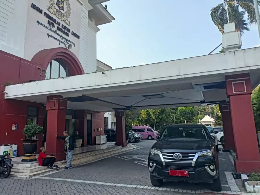 ASN Pemkot Surabaya Dilarang Mudik Pakai Mobil Dinas, Pelanggar Akan Dikenakan Sanksi Berat