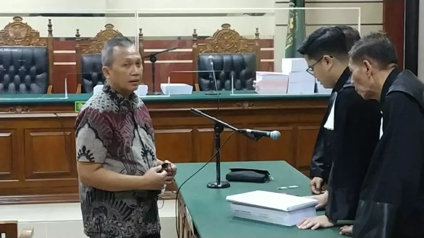 Tuntutan Jaksa KPK Atas Kasus OTT Korupsi Proyek Strategis Daerah Bondowoso