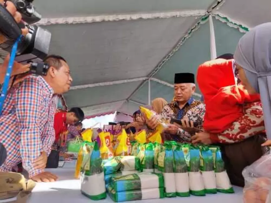 Alfamart Siapkan Ratusan Paket Sembako di Sembako Pasar Murah Ramadan 1445 H