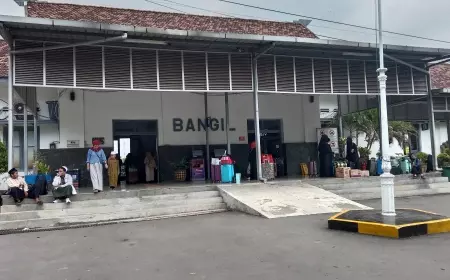Seminggu Menjelang Lebaran, Penumpang Arus Mudik Stasiun Bangil Masih Landai