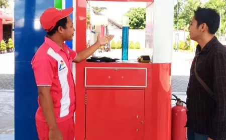 Cegah Penjualan BBM Bercampur Air, Polisi di Blitar Pantau Sejumlah SPBU