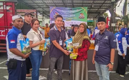 Gandeng Forkopimda dan Serikat Buruh, Komunitas Pengusaha Muda di Kota Probolinggo Gelar Paket Sembako Gratis