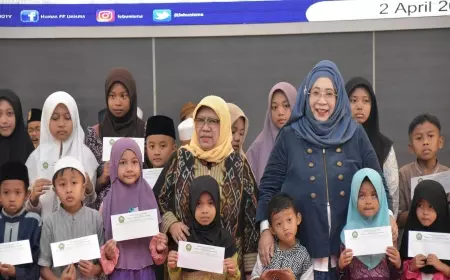 Peringati Nuzulul Quran, FEB Unisma Gelar Kegiatan Religi dan Santunan Yatim Dhuafa