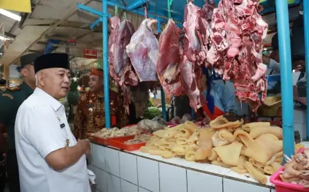 Tekan Kenaikan Inflasi, Bupati Malang Sidak dan Buka Operasi Pasar di Dampit