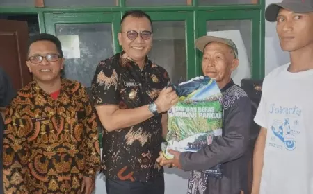 'Nebeng Anggaran' Jadi Promosi Gratis Pj Bupati Bondowoso Maju dalam Pilkada 2024