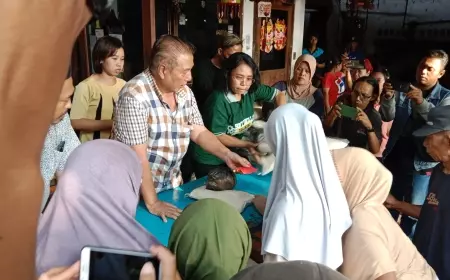 Pengusaha Tionghoa di Jombang Bantu 600 Paket Sembako Untuk Warga