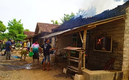 Kios Bensin di Jember Terbakar Hebat, Pemilik Dilarikan ke Rumah Sakit