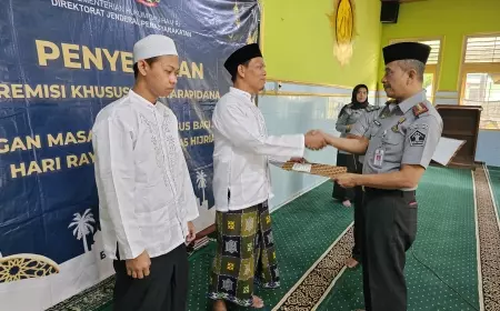 Ratusan Warga Binaan Lapas Bojonegoro Terima Remisi Khusus Idul Fitri
