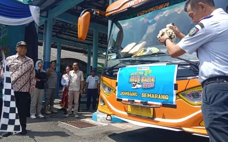 Dinas Perhubungan Berangkatkan Ratusan Penumpang Arus Balik Lebaran 2024