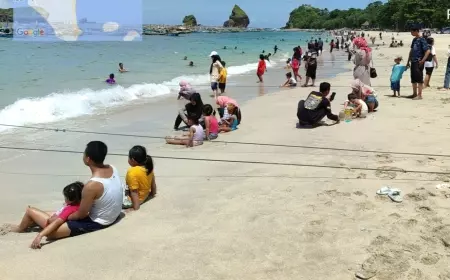 Selain Wisata Kolam Renang, Wisata Pantai Jember Masih Jadi Favorit