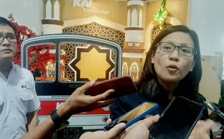 Kenaikan Okupansi KAI Commuter Wilayah 8 Surabaya 10-14 Persen
