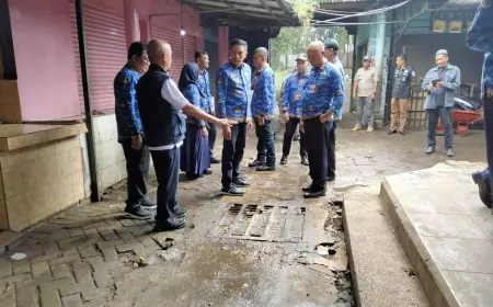 Datangi Pasar Madyopuro, PJ Wali Kota Malang Berikan Catatan ke Diskoperindag