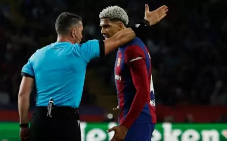 Barcelona Kena Denda Karena Fans Berikan Hormat ala Nazi Serta Tunjukkan Sikap Rasis