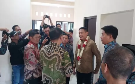 Resmikan Lab IPA dan Gedung UKS, Pj Wali Kota Malang Ajak Napak Tilas di Sri Wedari