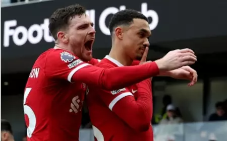 Menang Telak Atas Fulham, Liverpool Ancam Posisi Arsenal