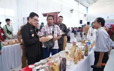 PJ Bupati Adriyanto Launching Program Paman Sehati