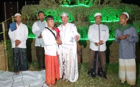 Turunkan Tensi Politik Usai Pesta Demokrasi Nasional, Ratusan Warga Pantura Probolinggo - Situbondo Bermunajat