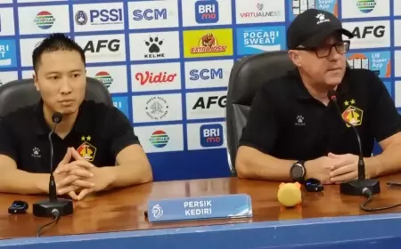 Gagal Capai Target, Nasib Pelatih Persik Tergantung Arthur Irawan