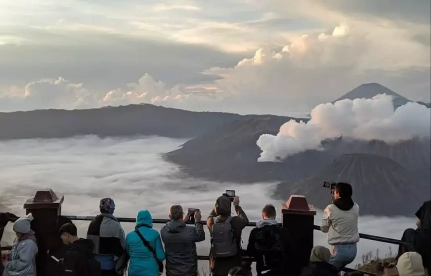 Jelang Lebaran, Kawasan Wisata Gunung Bromo Ditutup Sementara