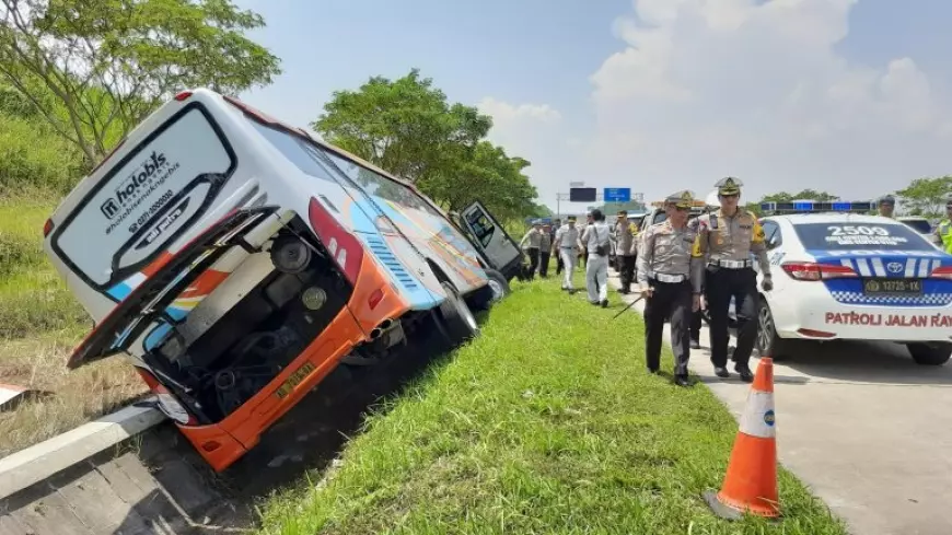 Korban Tewas Kecelakaan Bus Rosalia Indah Bertambah Menjadi 8 Orang