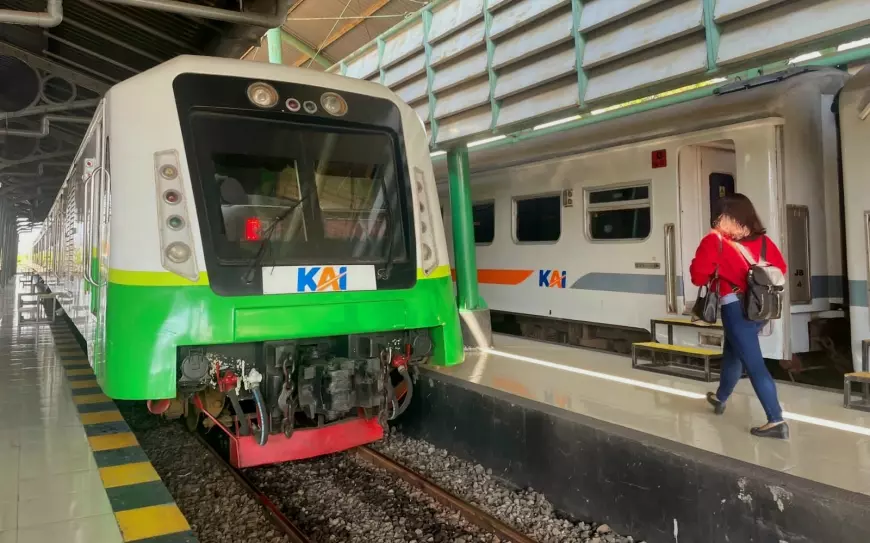 Kenaikan Okupansi KAI Commuter Wilayah 8 Surabaya 10-14 Persen